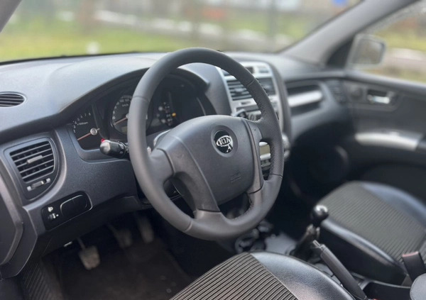 Kia Sportage cena 19200 przebieg: 203882, rok produkcji 2007 z Włoszczowa małe 191